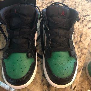 Sz 9c Jordan 1 Mid Pine Green